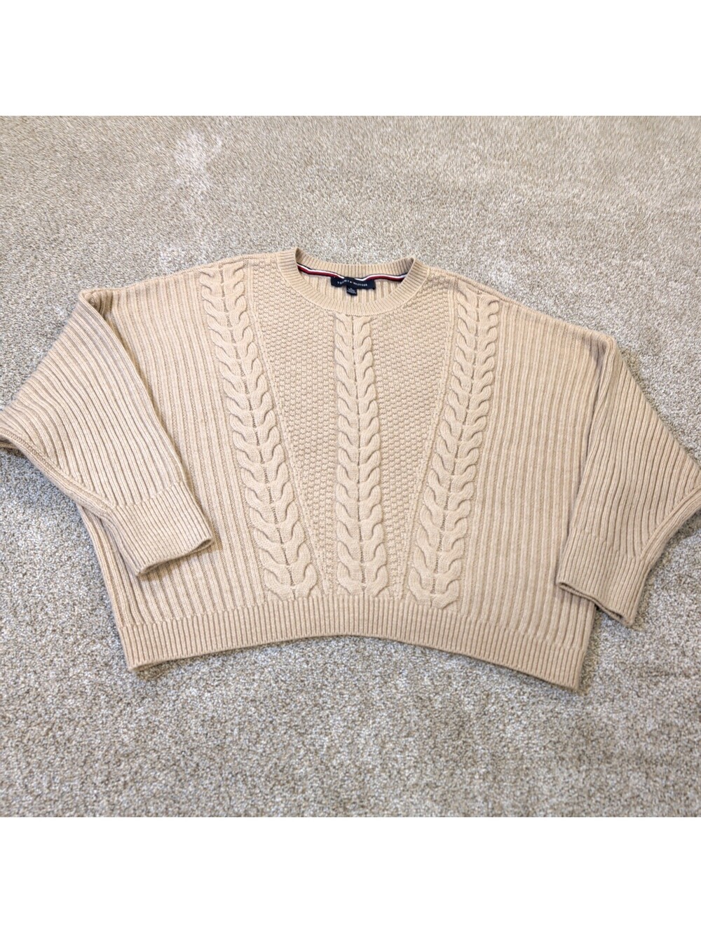 Tommy Hilfiger Women's XL Beige Cable Knit Sweater